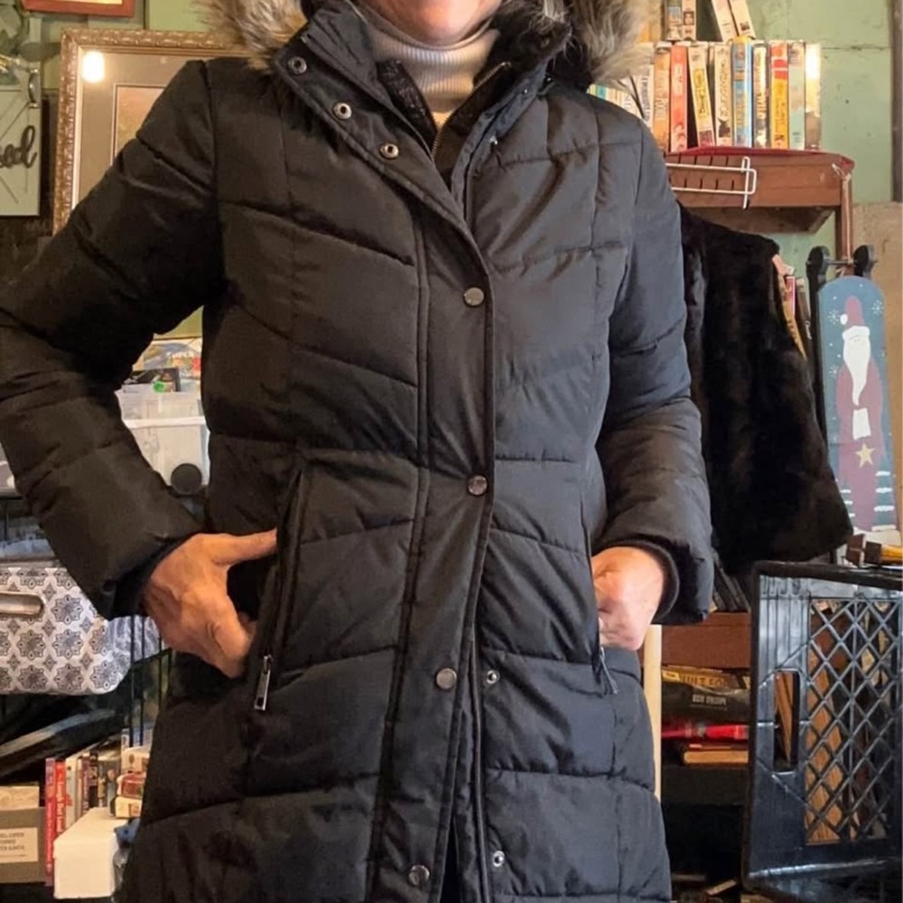 Black Puffer Coat with Faux Fur Trim